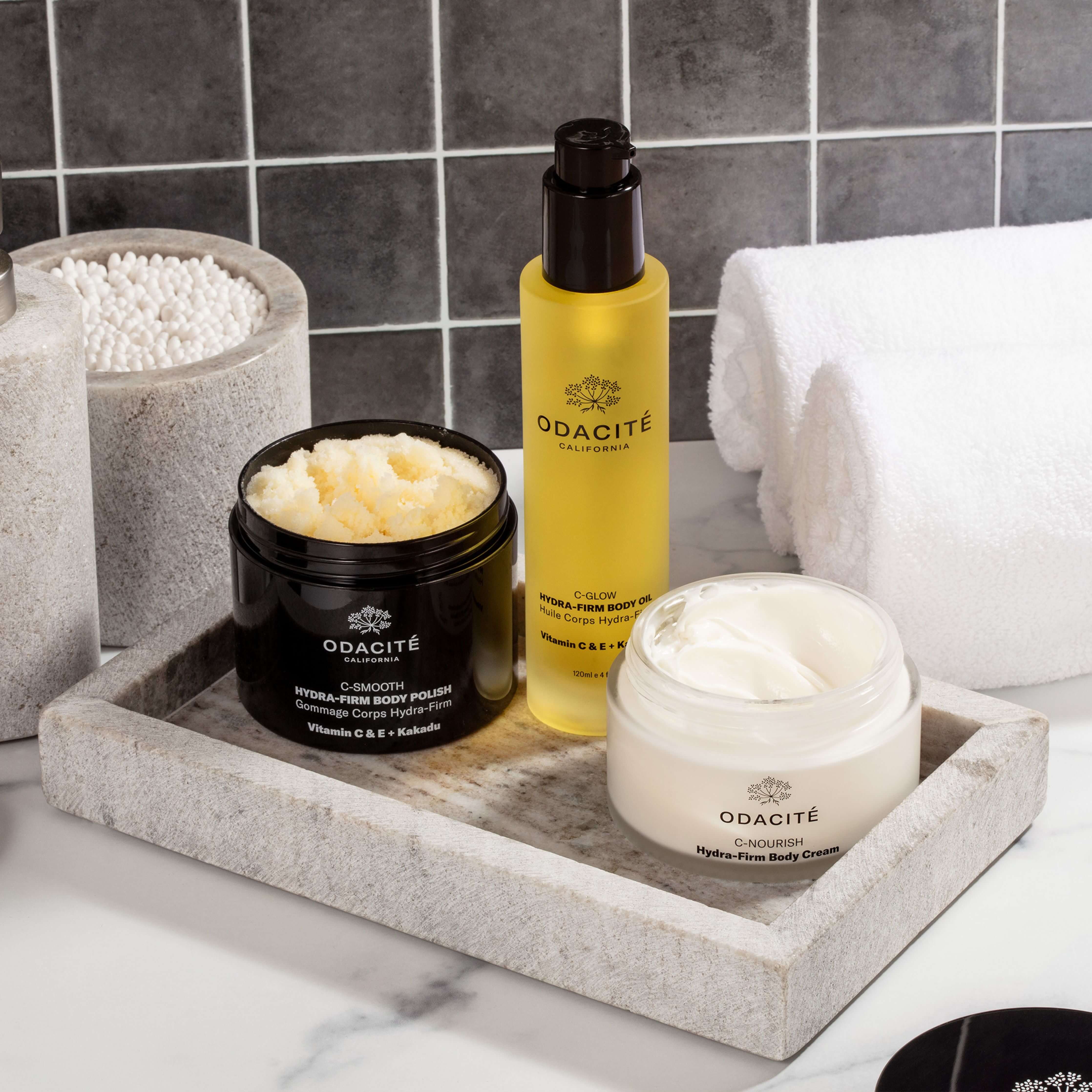 Gommage corporel raffermissant à la vitamine C. C-Smooth Hydra-Firm