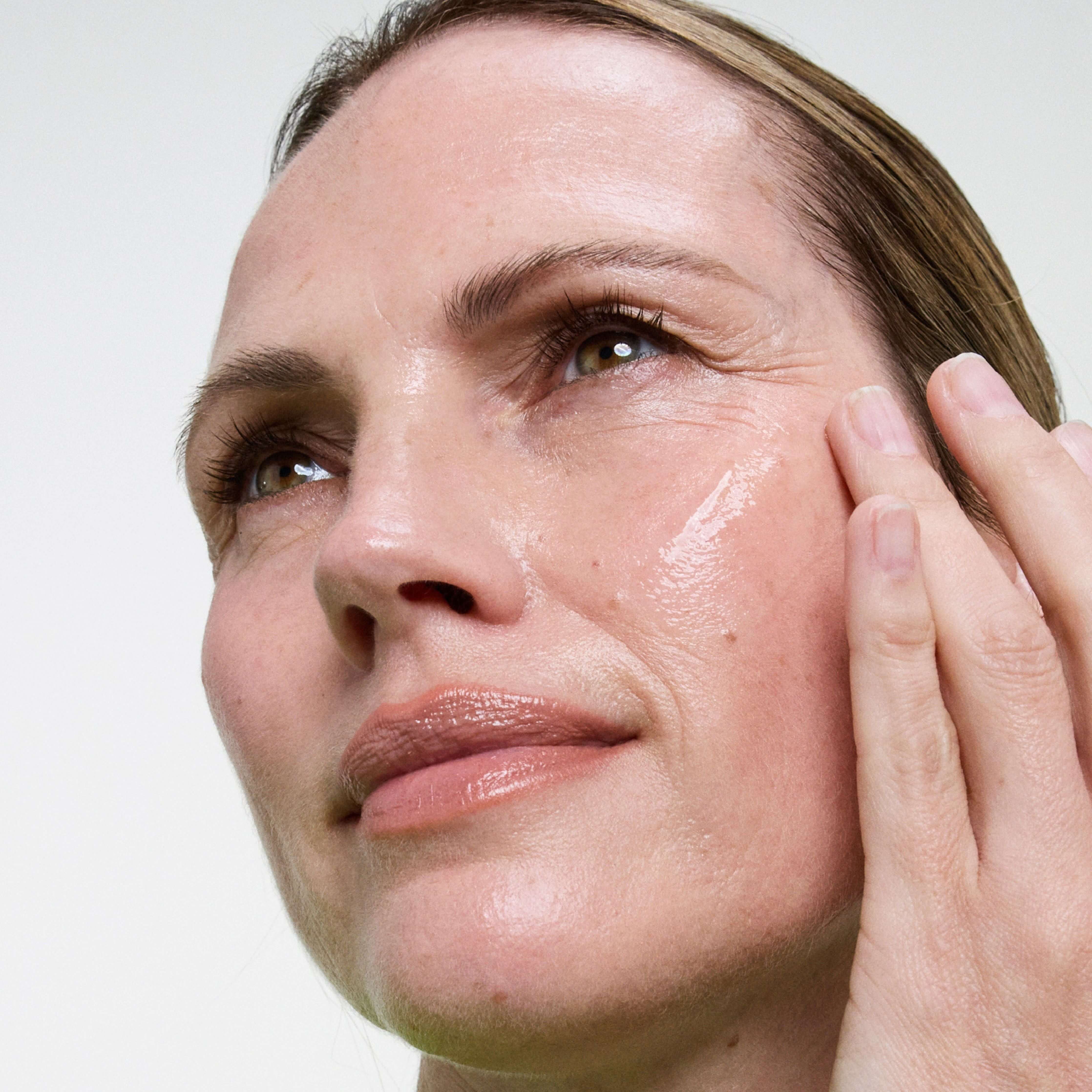 Sérum facial NAD+ & Tri-Peptide Renewal