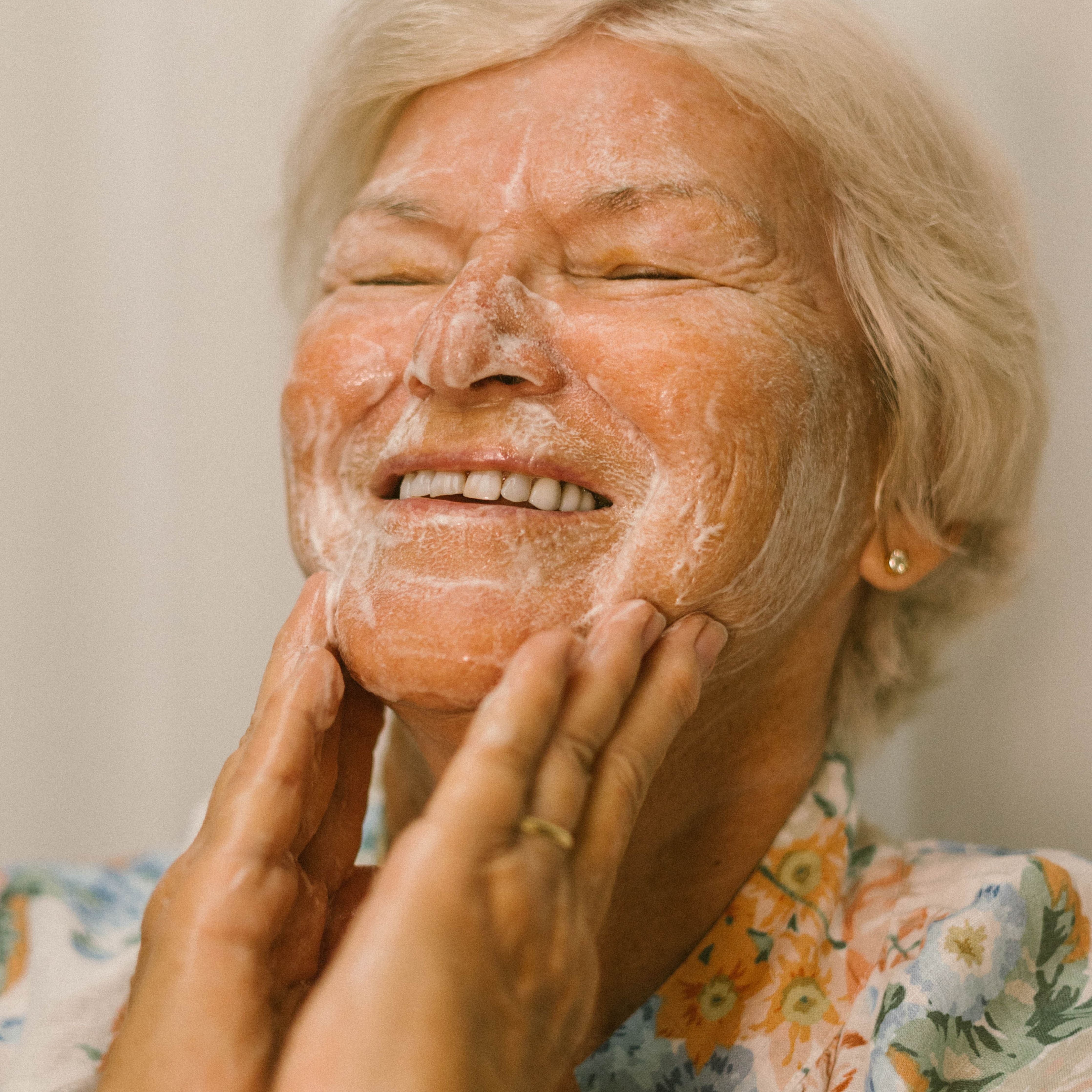 Nettoyant visage éclaircissant aux super agrumes