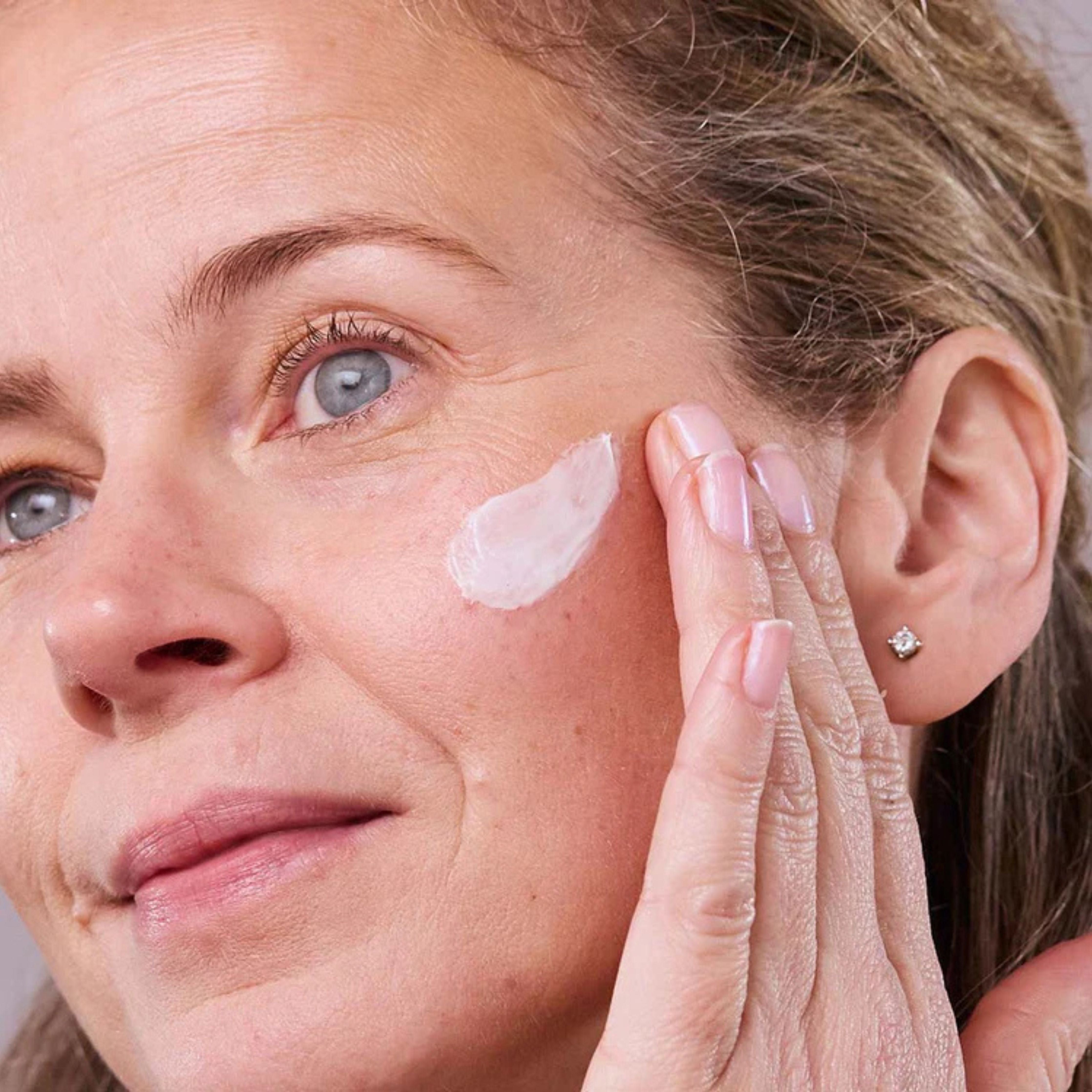 Crema facial hidratante antiedad Multi Peptide 360º