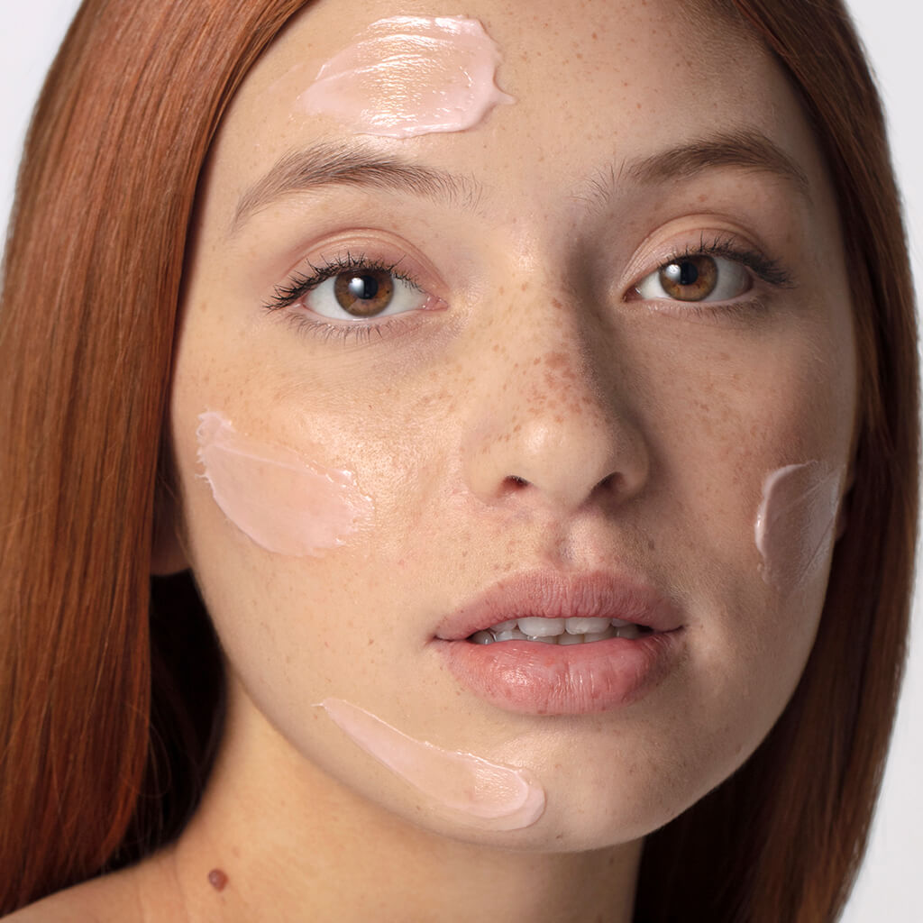 Mascarilla facial calmante con ácido hialurónico Flora