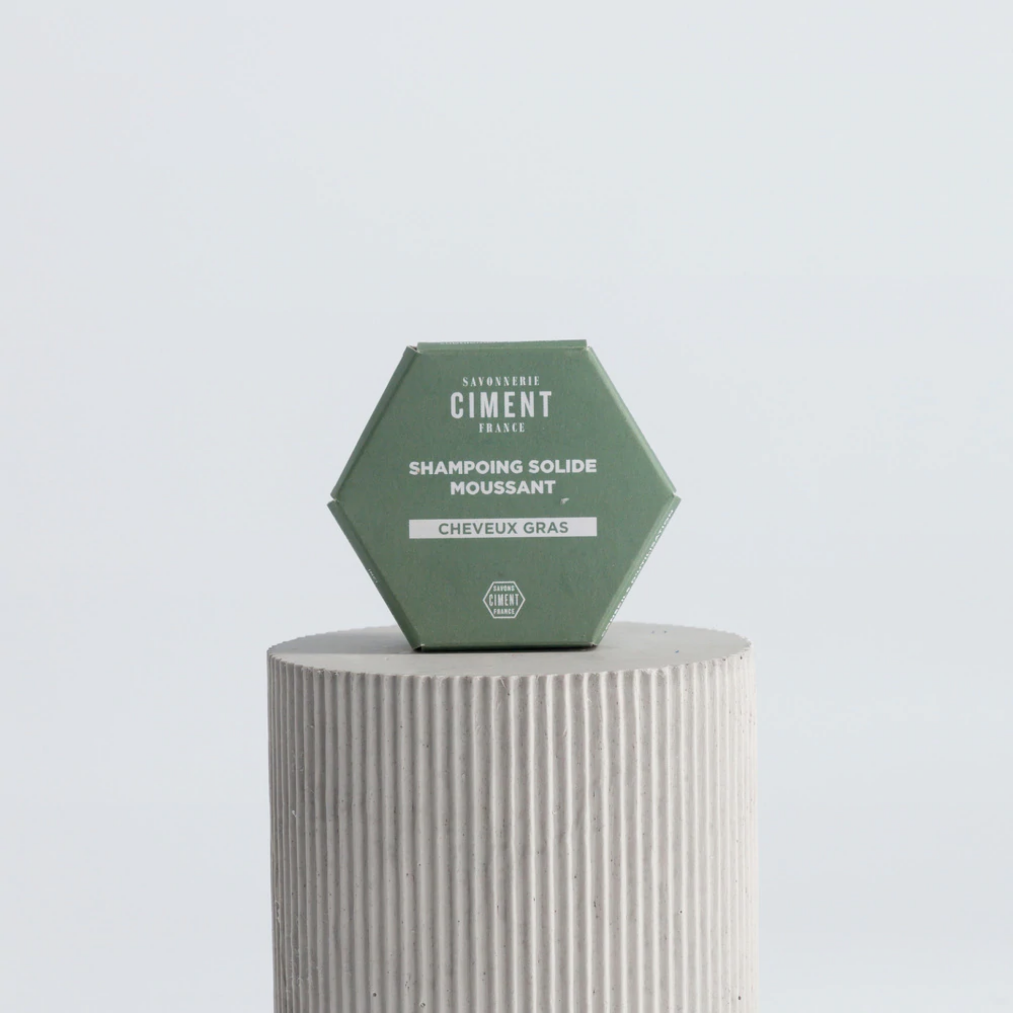 Shampoing solide pour cheveux gras