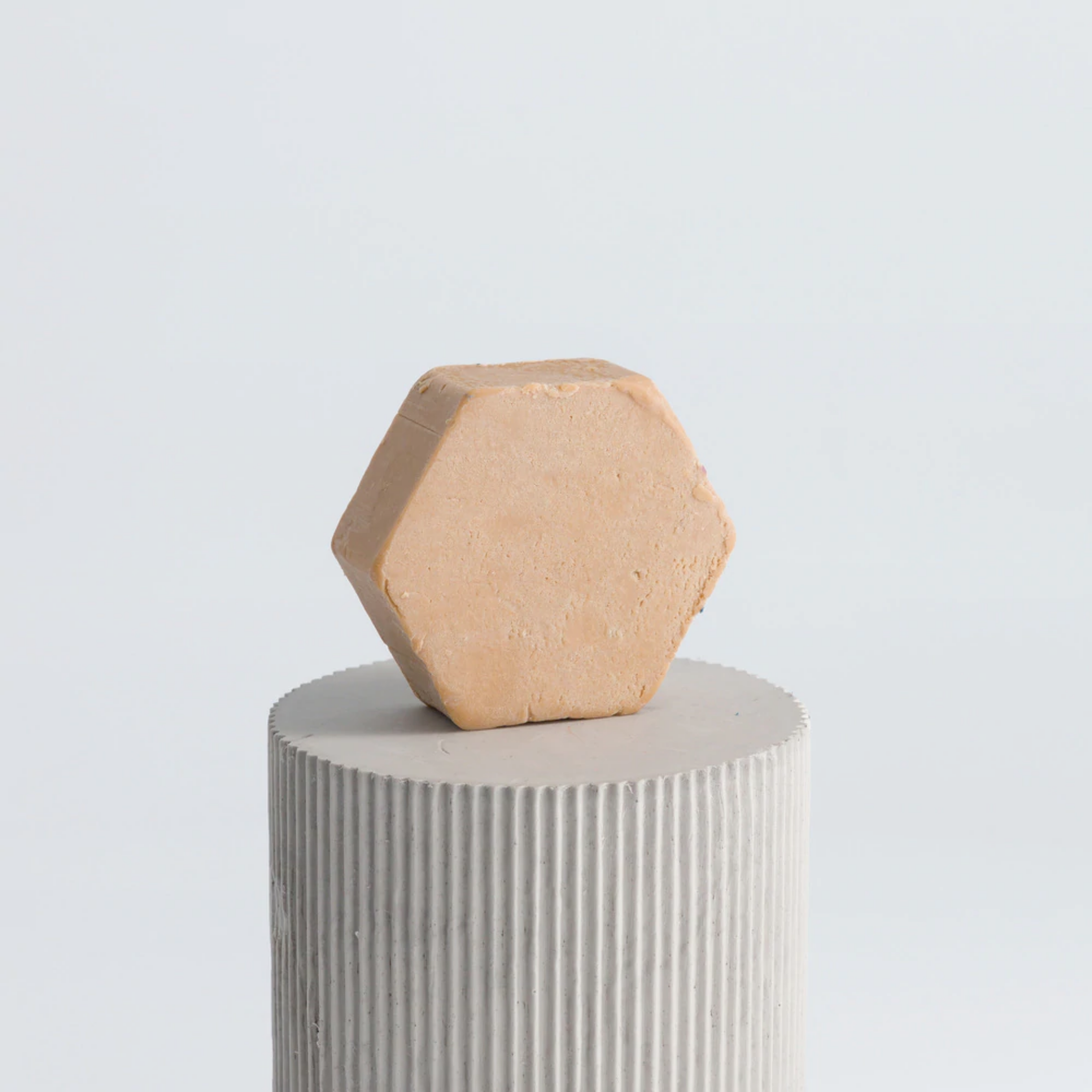 Shampoing solide pour cheveux secs