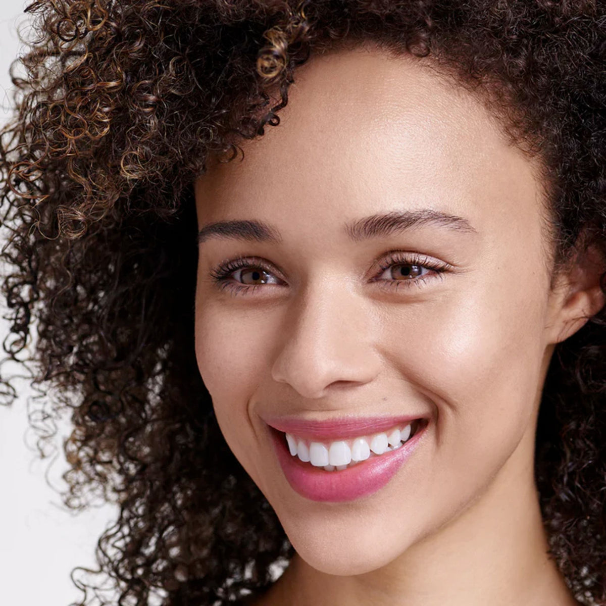 Bálsamo labial con color rms beauty