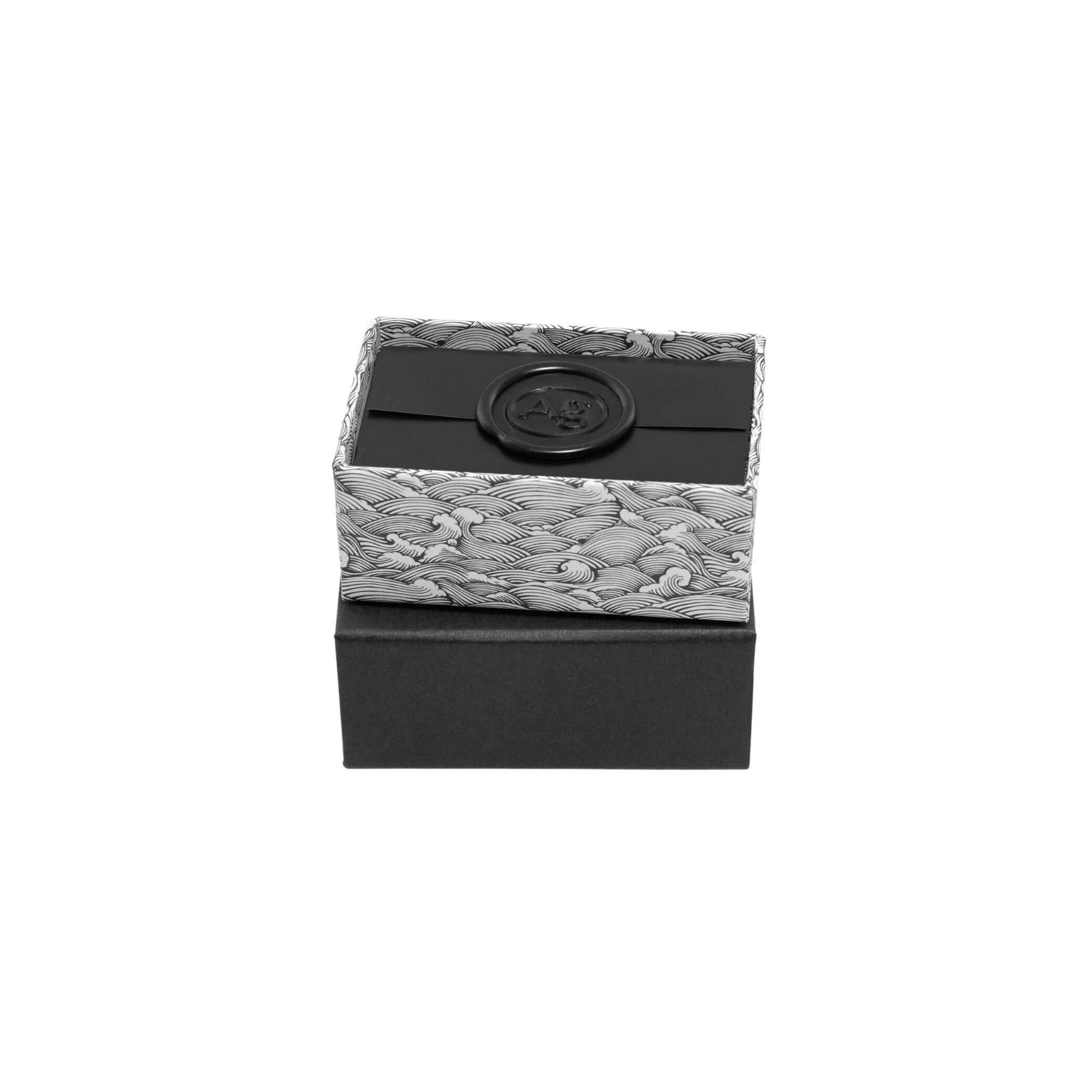 Le Savon Lune: Brightening Facial Cleanser