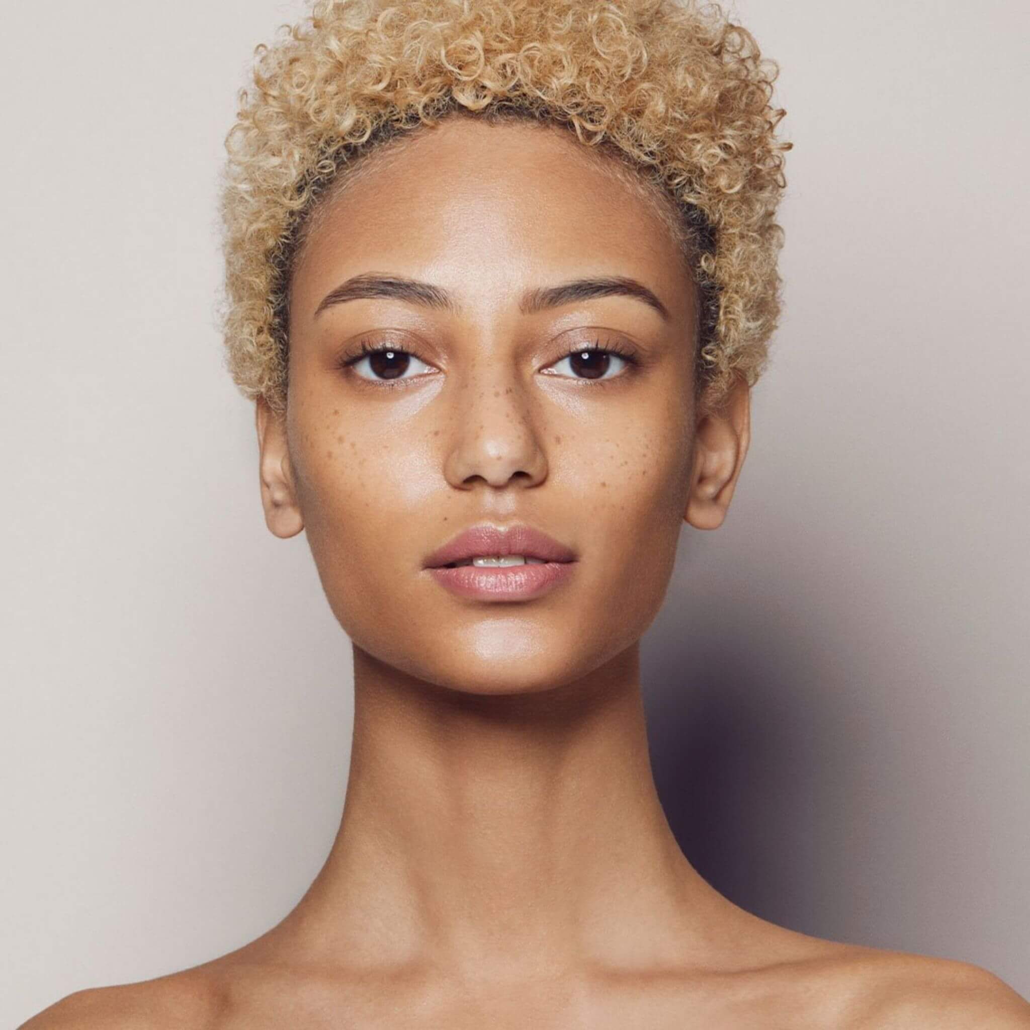 Correcteur tactile invisible