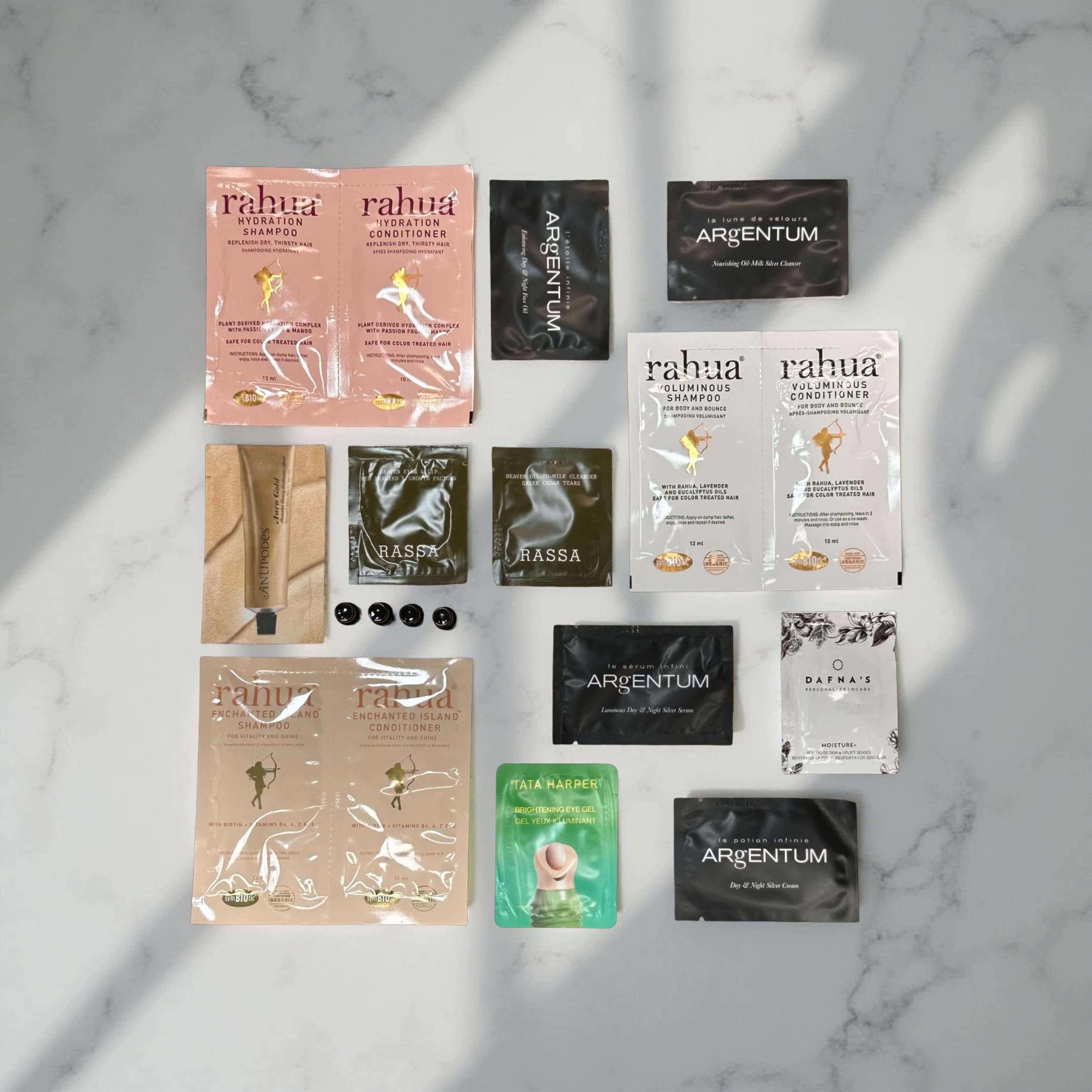 Gift: Pack of 16 samples